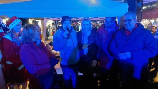 Porzer Weihnachtsmarkt mit Wunschbaum-Aktion 2024