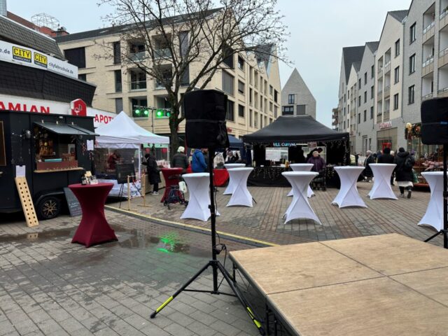 Porzer Weihnachtsmarkt mit Wunschbaum-Aktion 2024