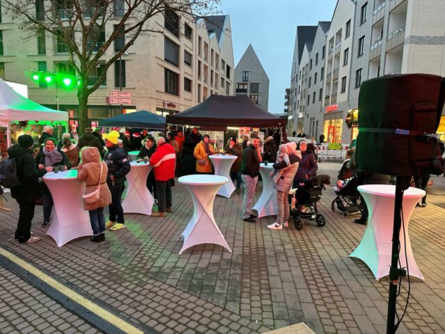 Porzer Weihnachtsmarkt mit Wunschbaum-Aktion 2024